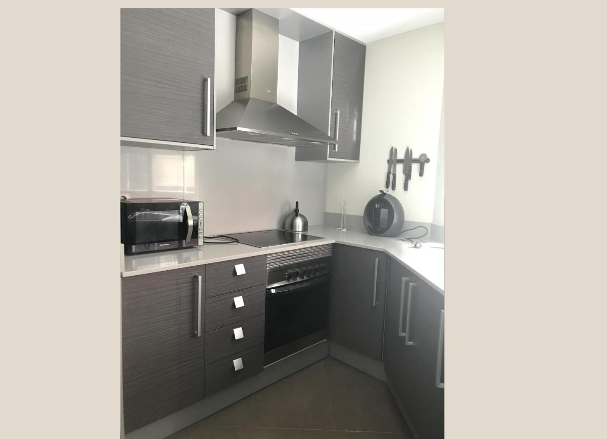 Stunning 2-Bed Apartment In Pego Exterior photo